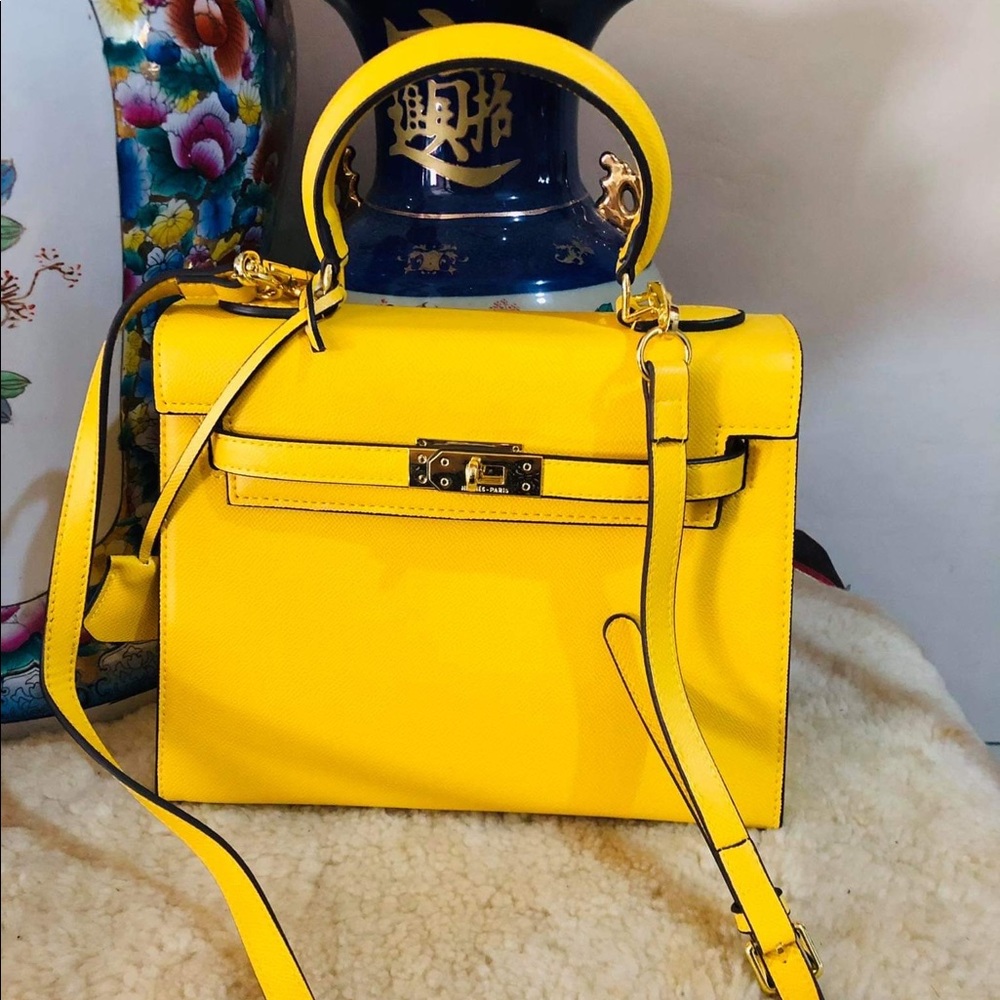 Very nice purse